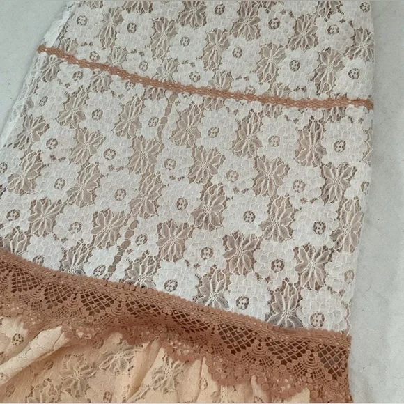 Foxiedox Lace Halter Midi Dress Tan White M Anthropologie NWT - Picture 6 of 11